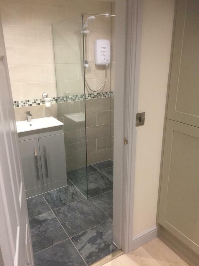 Private En-Suite Guestroom Ruthin Dış mekan fotoğraf